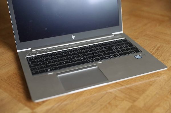 HP EliteBook 850 G6 15.6″ i5 8365U 16GB 256GB - Image 4