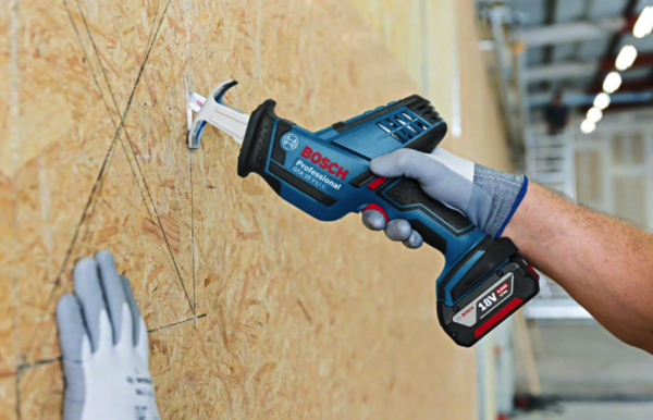 Bosch cordless sabre saw GSA 18V-LI C 18V - Image 2